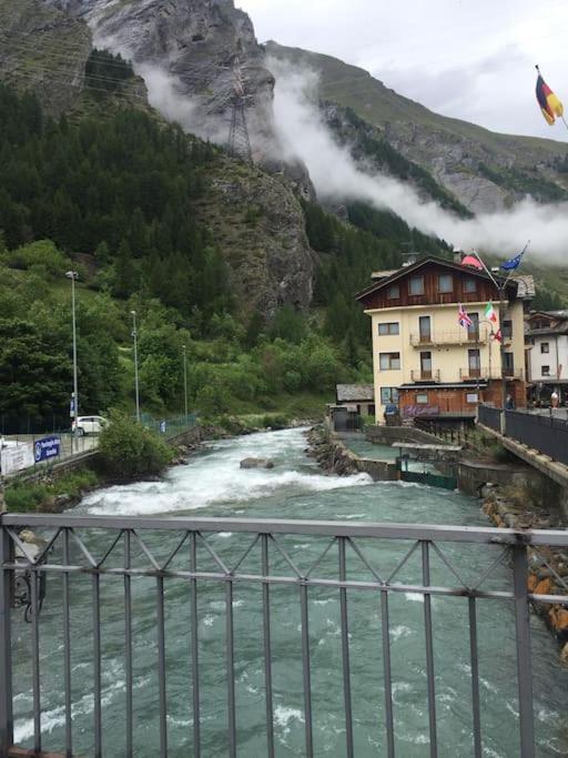 Appartamento Ampio Giardino Adiacente Piste Sci 4/6 Posti Letto La Thuile Esterno foto