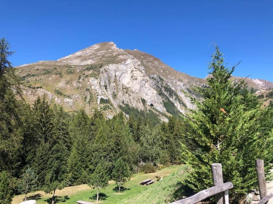 Appartamento Ampio Giardino Adiacente Piste Sci 4/6 Posti Letto La Thuile Esterno foto