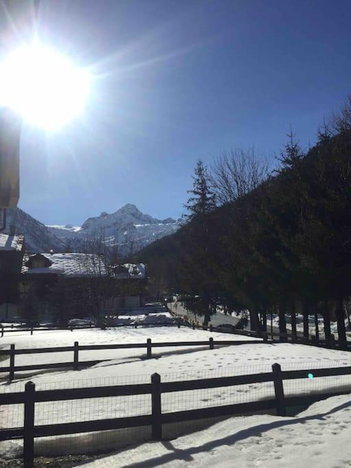 Appartamento Ampio Giardino Adiacente Piste Sci 4/6 Posti Letto La Thuile Esterno foto